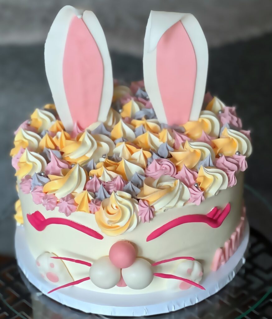 Tort dziecięcy królik